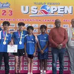 Group pic with kids and parents